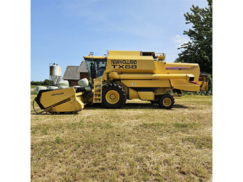 Harvester New Holland TX68: picture 2