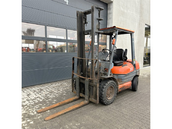 Forklift Toyota 02-6FDF30: picture 3