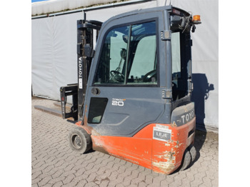 Leasing of Toyota Traigo 20 Toyota Traigo 20: picture 4 Leasing of Toyota Traigo 20 Toyota Traigo 20: picture 4