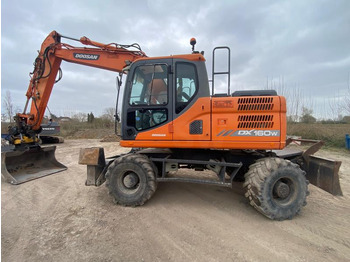 Wheel excavator DOOSAN DX160W-3
