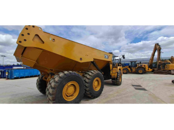 Articulated dumper CAT 730: picture 3