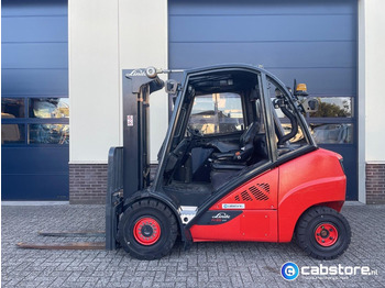 Diesel forklift Linde H35D-02 Heftruck - Bouwjaar 2013 - Draaiuren 6892 - Diesel - Side Shift - Freelift - Doorrij hoogte 217 cm !!: picture 2 Diesel forklift Linde H35D-02 Heftruck - Bouwjaar 2013 - Draaiuren 6892 - Diesel - Side Shift - Freelift - Doorrij hoogte 217 cm !!: picture 2
