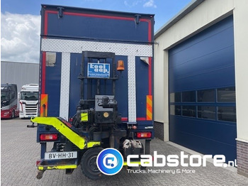 Box van Volvo FM9 4X2R FAL9.0 RAD-A4  Volvo FM300 4x2 Euro 5 bakwagen - Schuifzeilen - Laadklep 2000 kg - Bouwjaar 2008 - Kooi-Aap heftruck: picture 4