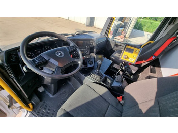 Snow removal vehicle MERCEDES-BENZ AROCS 3243 8x4 | Euro 6 | Piaskarko Solarka Econ 12m³: picture 3