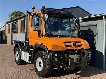 Truck UNIMOG