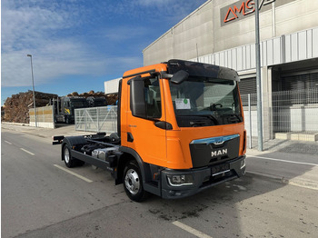 Cab chassis truck MAN TGL 8.160
