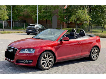 Sedan AUDI