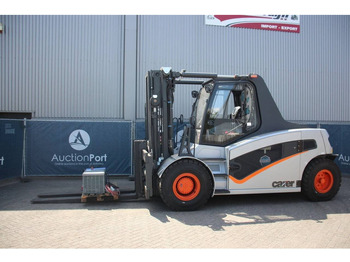 Electric forklift CARER