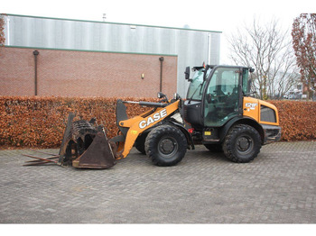Wheel loader CASE