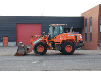 Wheel loader DOOSAN DL200