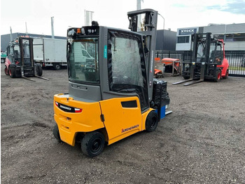 Electric forklift Jungheinrich EFG320: picture 5