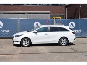 Sedan KIA