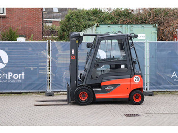 Electric forklift LINDE E25