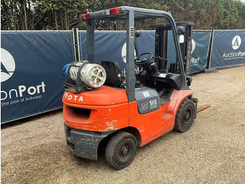 LPG forklift Toyota 42-7FGF25: picture 3