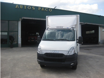 Box van IVECO Daily 35C15