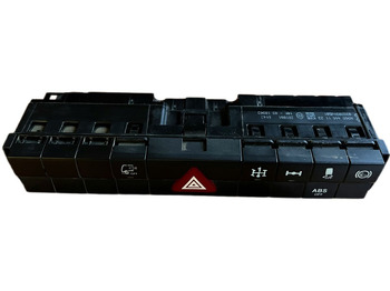 Dashboard Mercedes-Benz: picture 2