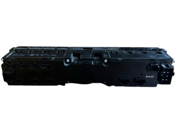 Dashboard Mercedes-Benz: picture 3