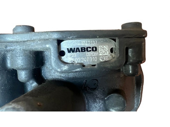 Spare parts DAF XG 480 FT: picture 4 Spare parts DAF XG 480 FT: picture 4