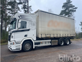 Curtainsider truck SCANIA R 580