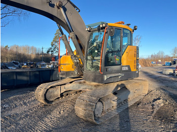 Crawler excavator Volvo EC235EL: picture 3