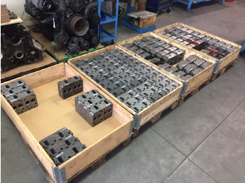 Engine and parts for Truck TESTATE MOTORI MAN D0824 / D0826 / D0834 / D0836: picture 3