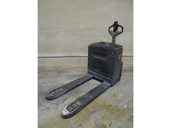 Pallet truck STILL