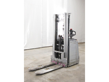 Stacker STILL