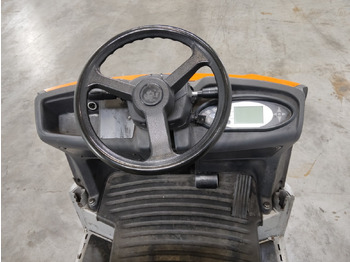 Tow tractor Still LTX70: picture 3