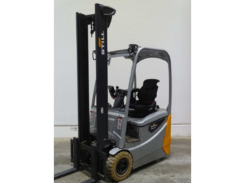 Electric forklift STILL