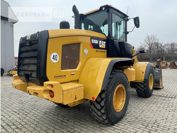 Wheel loader Cat 926M: picture 3