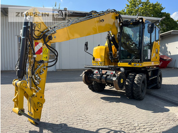 Excavator CATERPILLAR M323F