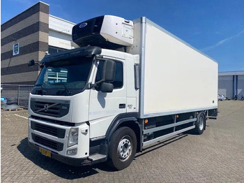 Refrigerator truck VOLVO FM 330