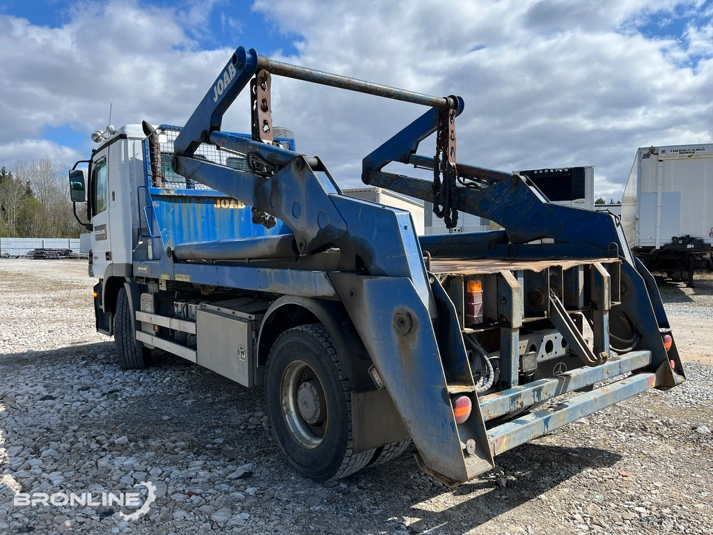 2004 Mercedes-Benz Actros 1832 Skip Loader Joab - Skip loader truck: picture 4 2004 Mercedes-Benz Actros 1832 Skip Loader Joab - Skip loader truck: picture 4