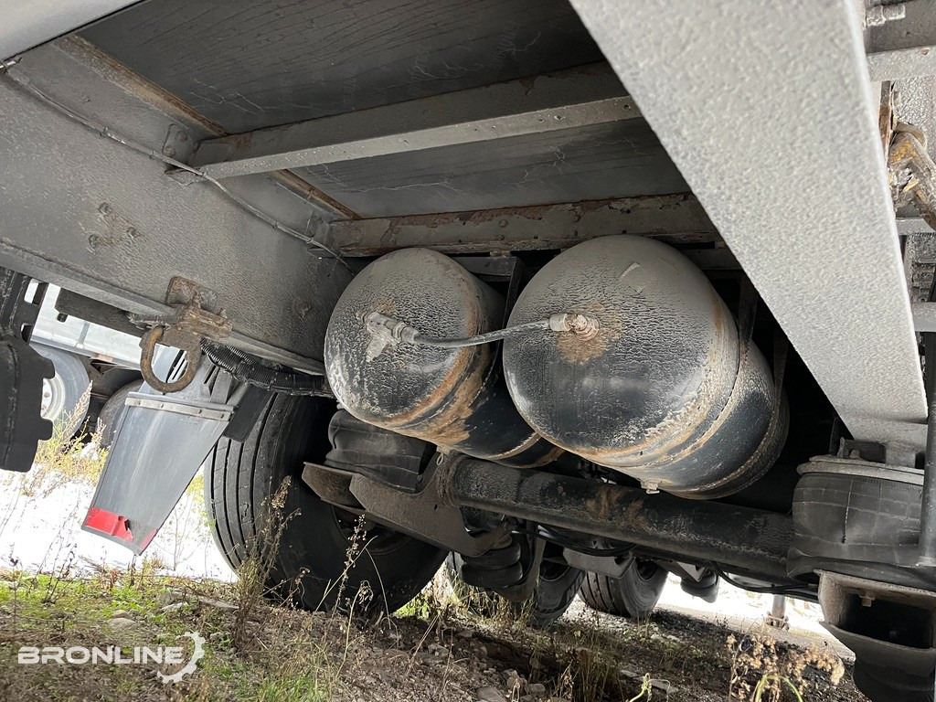 Curtainsider semi-trailer 2007 HUMBAUR HSA 351324 curtain side semi-trailer: picture 10 Curtainsider semi-trailer 2007 HUMBAUR HSA 351324 curtain side semi-trailer: picture 10