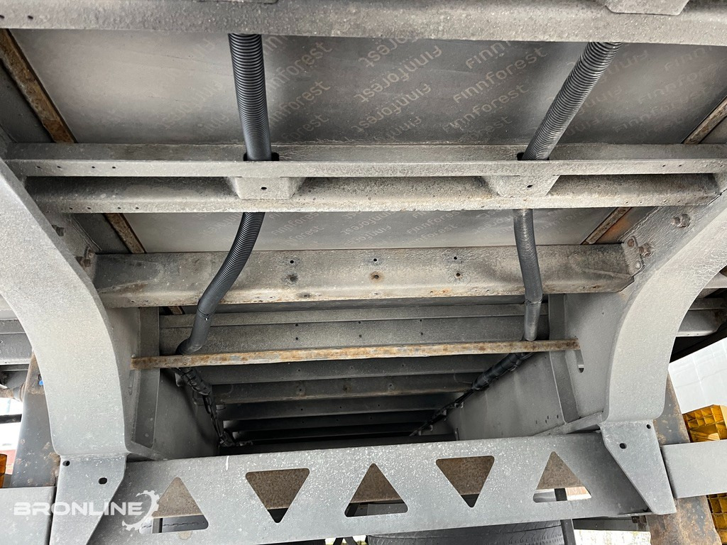 Curtainsider semi-trailer 2007 HUMBAUR HSA 351324 curtain side semi-trailer: picture 12 Curtainsider semi-trailer 2007 HUMBAUR HSA 351324 curtain side semi-trailer: picture 12