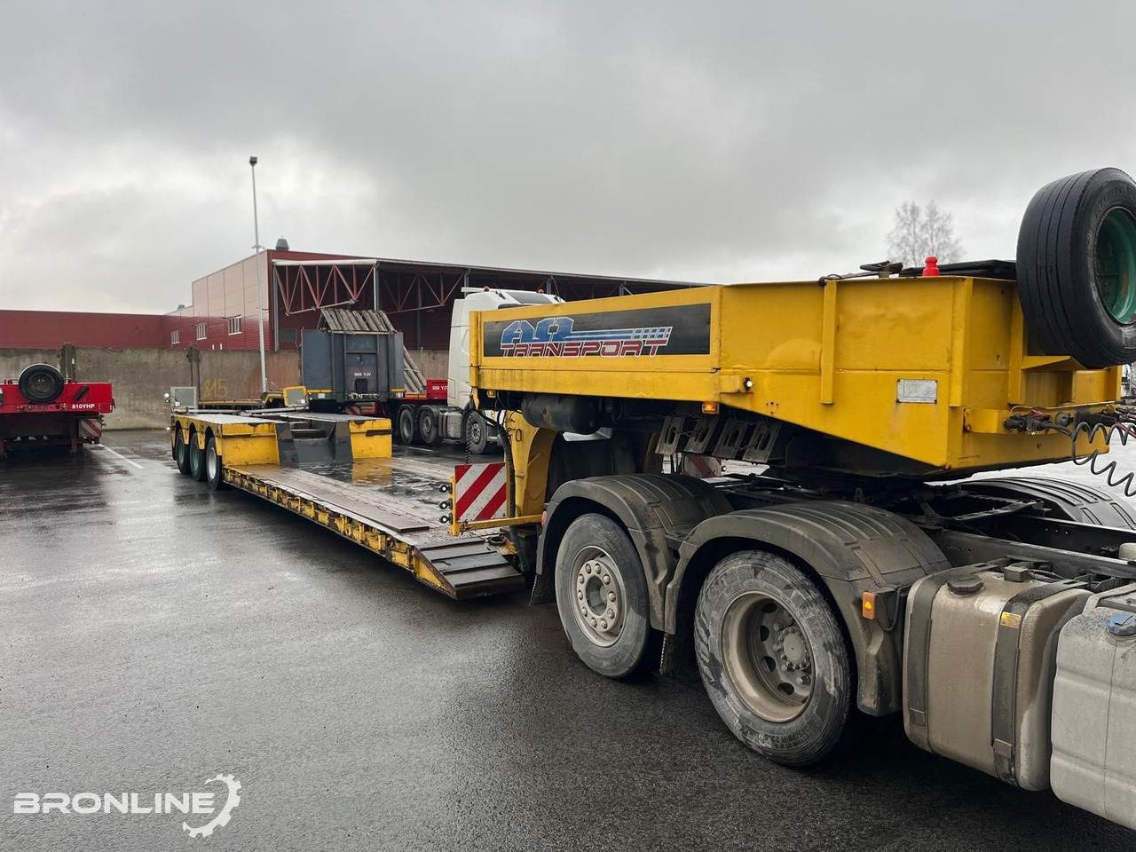 Faymonville STBZ-3VA Low-Bed 3-axle Trailer - Low loader semi-trailer: picture 3 Faymonville STBZ-3VA Low-Bed 3-axle Trailer - Low loader semi-trailer: picture 3