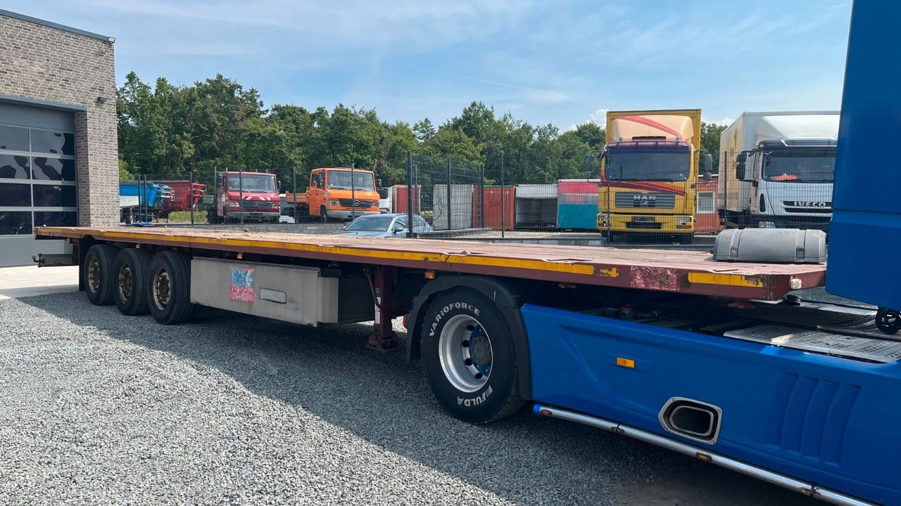 Cardi Plattform Auflieger Twistlock Lenkachse - Dropside/ Flatbed semi-trailer: picture 5 Cardi Plattform Auflieger Twistlock Lenkachse - Dropside/ Flatbed semi-trailer: picture 5