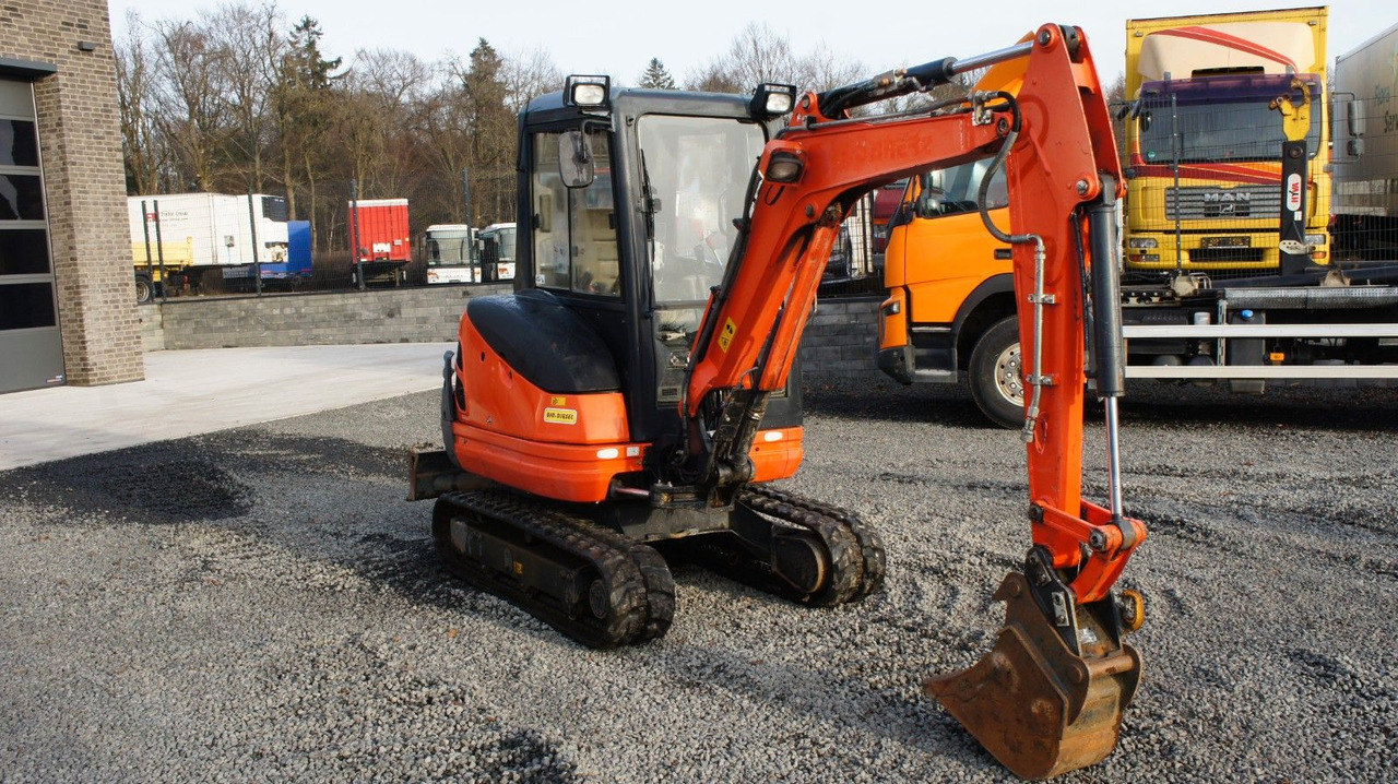 Kubota KX61-3 KX 61 2600 Kg Minibagger - Mini excavator: picture 3 Kubota KX61-3 KX 61 2600 Kg Minibagger - Mini excavator: picture 3