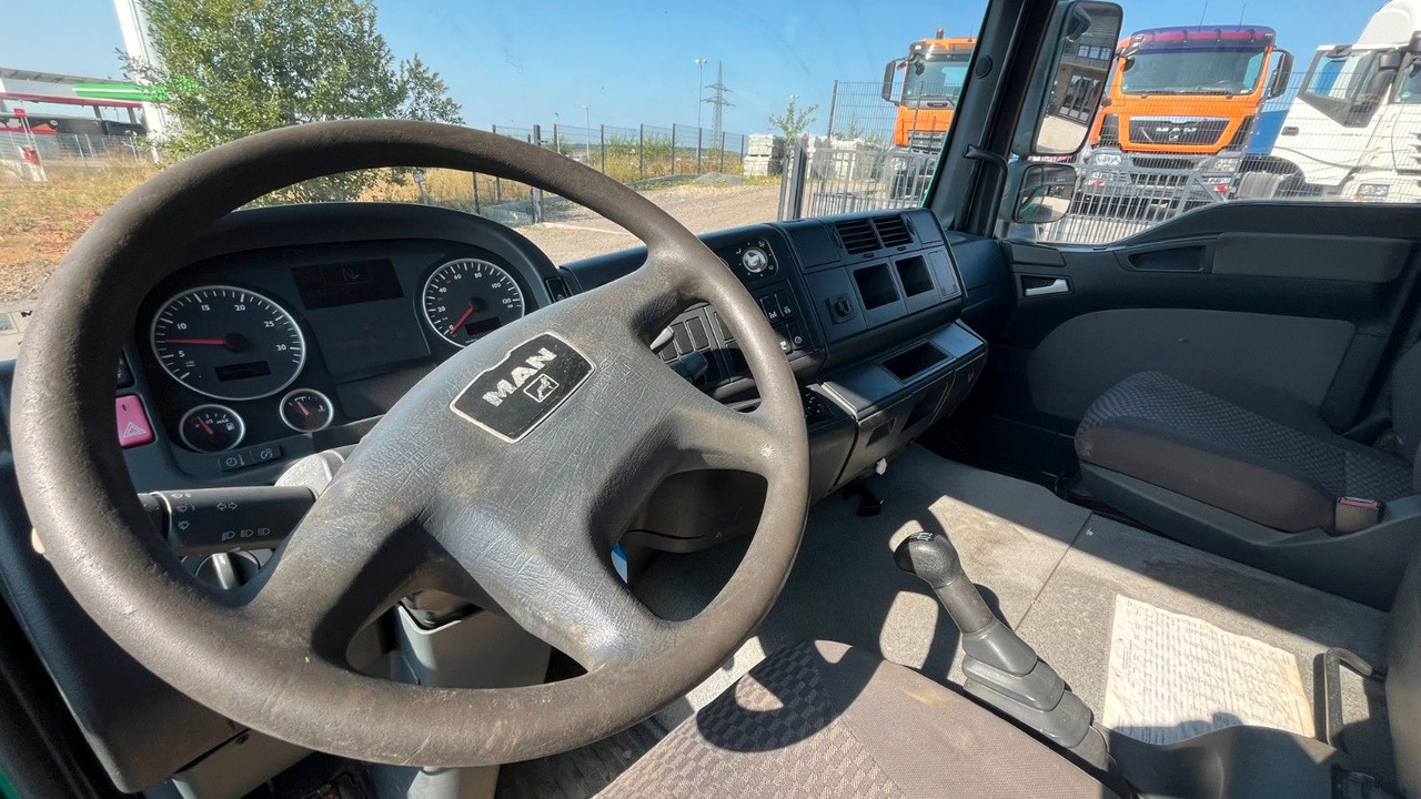 Open body delivery van MAN TGL 8.180 4x2 Kran Hiab Tempomat MAN TGL 8.180 4x2 Kran Hiab Tempomat: picture 7 Open body delivery van MAN TGL 8.180 4x2 Kran Hiab Tempomat MAN TGL 8.180 4x2 Kran Hiab Tempomat: picture 7