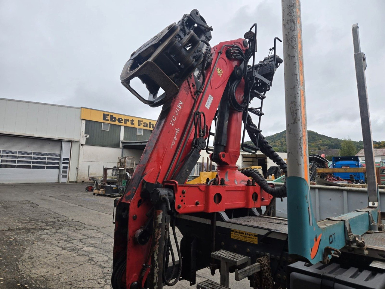 Mercedes-Benz Arocs 2651 Holztransporter Blatt Blatt Kran - Logging truck, Crane truck: picture 5 Mercedes-Benz Arocs 2651 Holztransporter Blatt Blatt Kran - Logging truck, Crane truck: picture 5