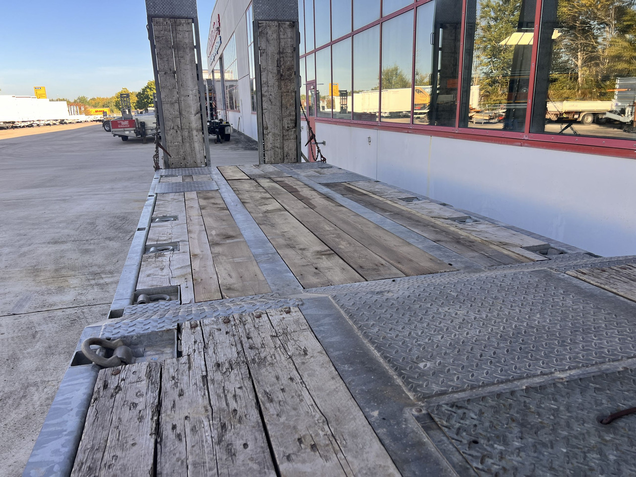 Humbaur HTD 30 3 Achs Tiefladeranhänger, verzinkt - Low loader trailer: picture 4 Humbaur HTD 30 3 Achs Tiefladeranhänger, verzinkt - Low loader trailer: picture 4