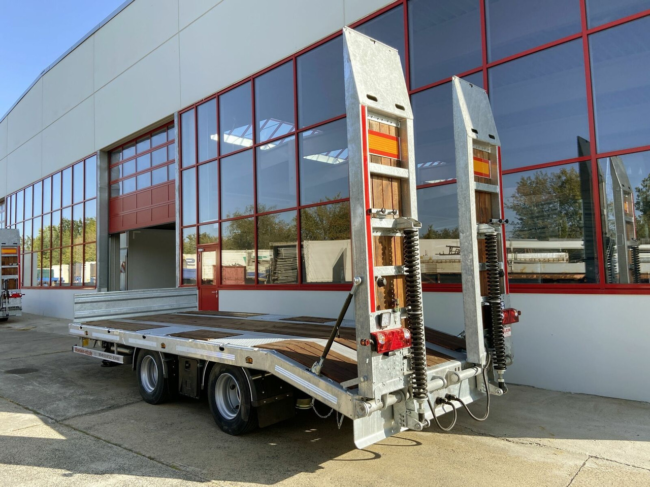 Möslein 19 t Tandemtieflader, Luftgefedert, NEU - Low loader trailer: picture 4 Möslein 19 t Tandemtieflader, Luftgefedert, NEU - Low loader trailer: picture 4