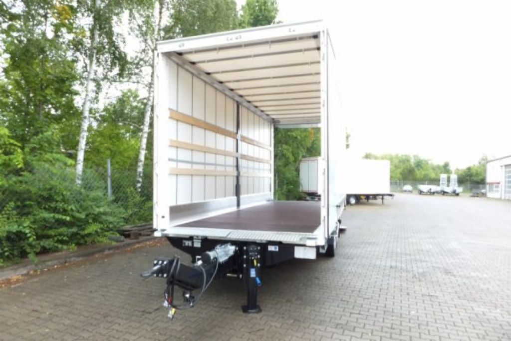 Möslein neuer Planenanhänger, Ladebordwand + Durchladba - Curtainsider trailer: picture 3 Möslein neuer Planenanhänger, Ladebordwand + Durchladba - Curtainsider trailer: picture 3