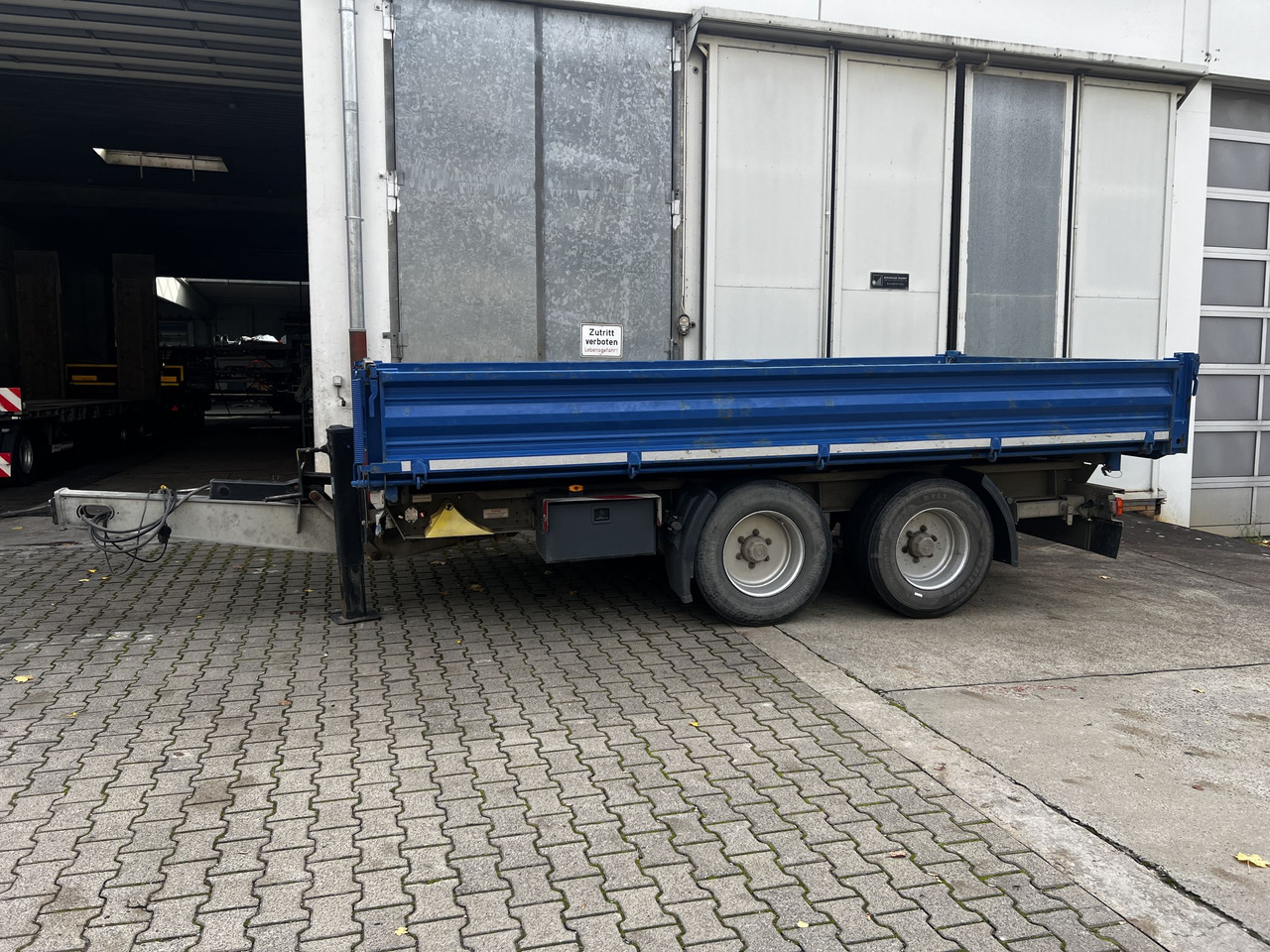 Müller Mitteltal TA-2  14,4 t Tandemkipper, Breitbereifung - Tipper trailer: picture 1 Müller Mitteltal TA-2  14,4 t Tandemkipper, Breitbereifung - Tipper trailer: picture 1