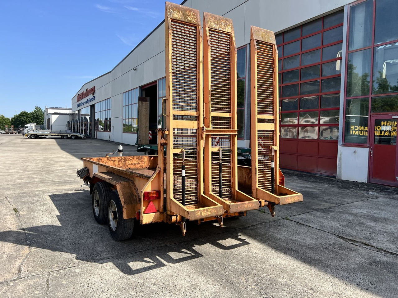 Tandemtieflader - Low loader trailer: picture 3 Tandemtieflader - Low loader trailer: picture 3
