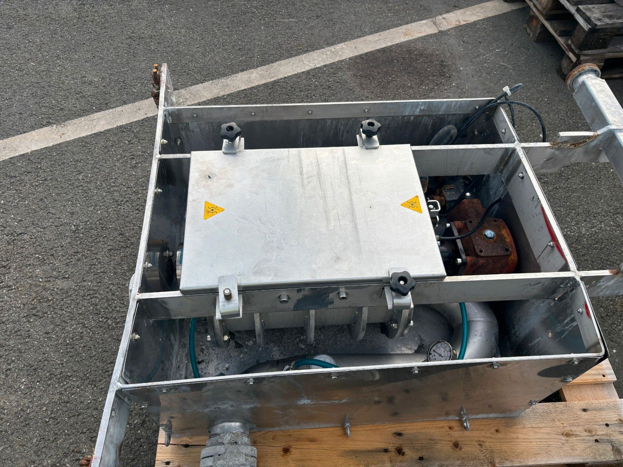 Zellradschleuse Eriksen TWBR22-N - Silo semi-trailer: picture 2 Zellradschleuse Eriksen TWBR22-N - Silo semi-trailer: picture 2