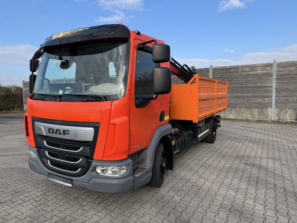DAF FA LF 180 8t / Abrollkipper, Ladekran Containe - Hook lift truck, Crane truck: picture 2 DAF FA LF 180 8t / Abrollkipper, Ladekran Containe - Hook lift truck, Crane truck: picture 2