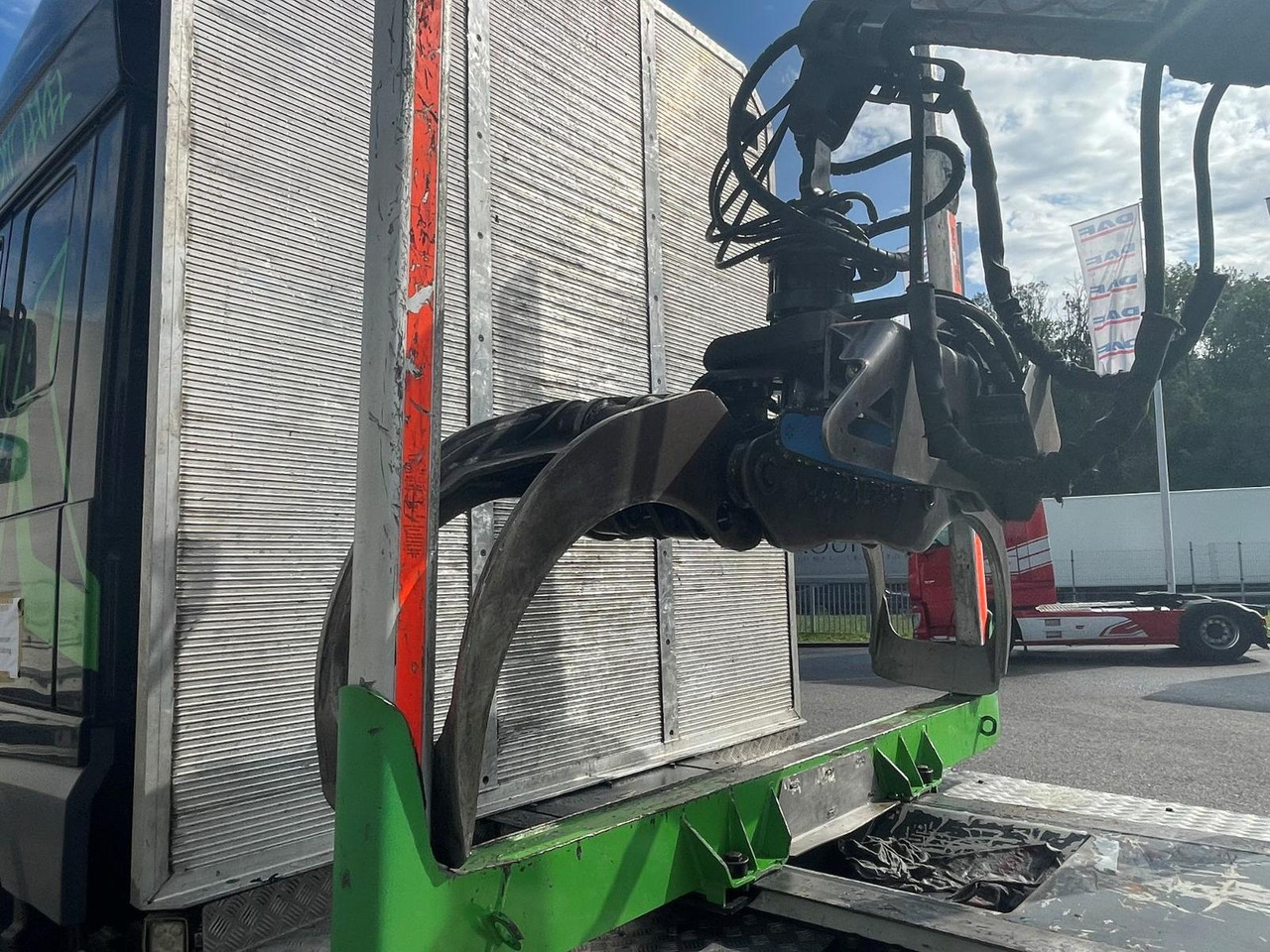 DAF FAT XF 530 SSC, Holztransport, Greifer mit Säge - Logging truck, Crane truck: picture 5 DAF FAT XF 530 SSC, Holztransport, Greifer mit Säge - Logging truck, Crane truck: picture 5