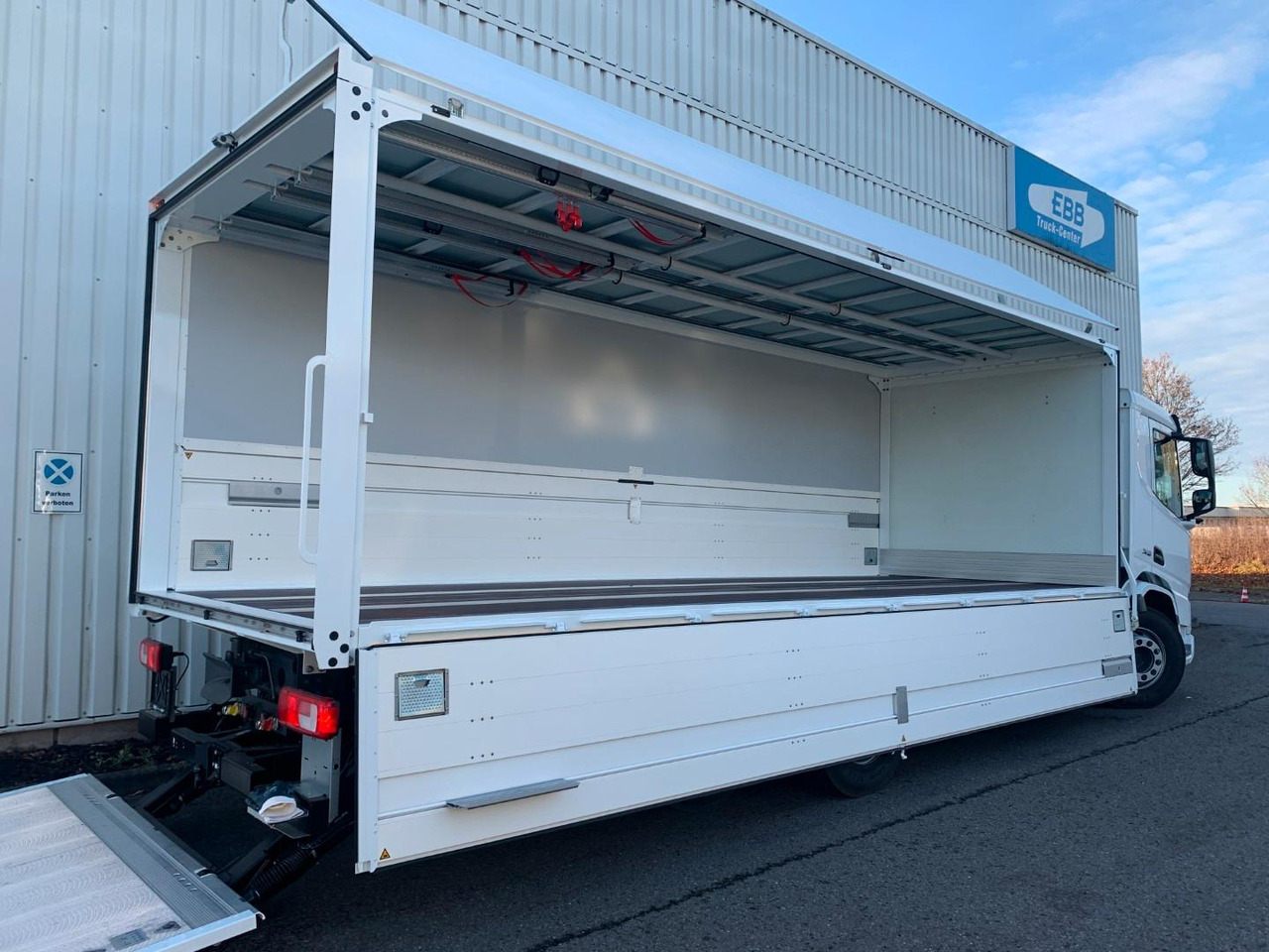 DAF XD 450 FAN Fahrgestell DAF XD 450 FAN Swing-Board-Aufbau - Cab chassis truck: picture 5 DAF XD 450 FAN Fahrgestell DAF XD 450 FAN Swing-Board-Aufbau - Cab chassis truck: picture 5