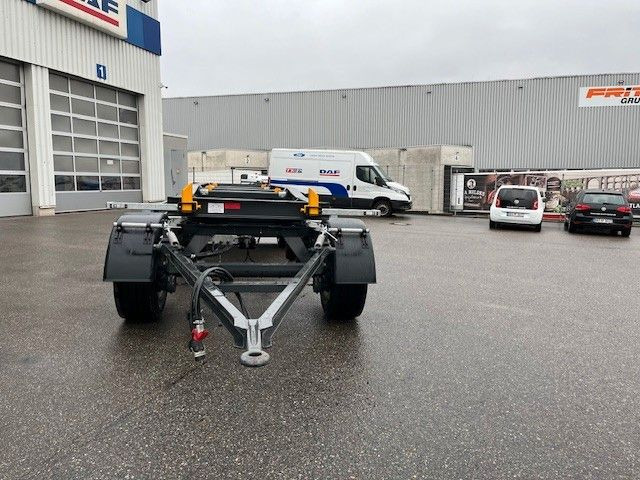 Schlittenanhänger 18 S Schlittenanhänger 18 S - Roll-off/ Skip trailer: picture 3 Schlittenanhänger 18 S Schlittenanhänger 18 S - Roll-off/ Skip trailer: picture 3